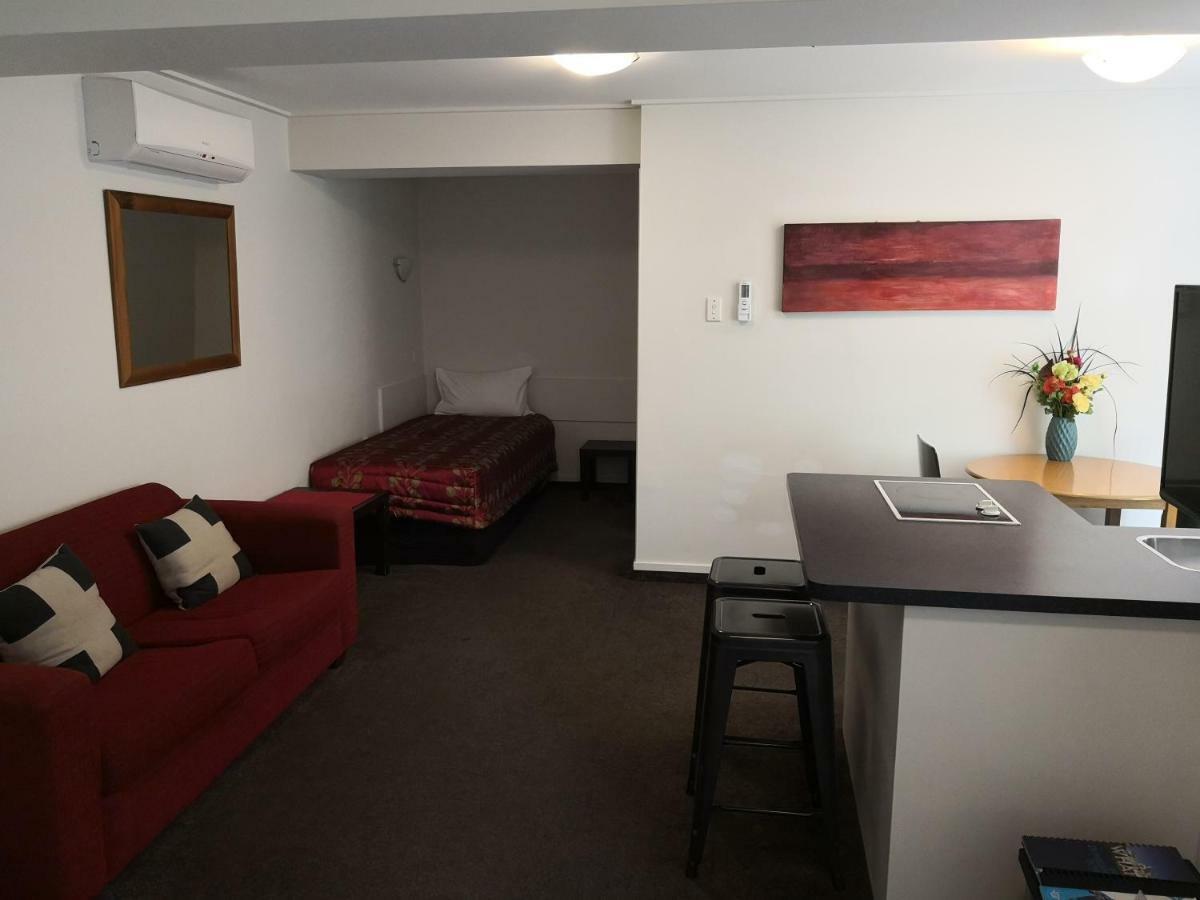 Owens Motel Dunedin Extérieur photo