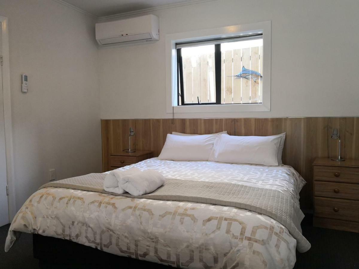 Owens Motel Dunedin Extérieur photo